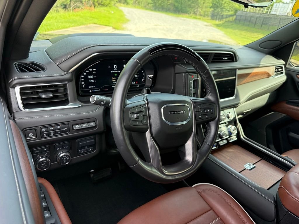 Used 2024 Black GMC Denali Ultimate image 4