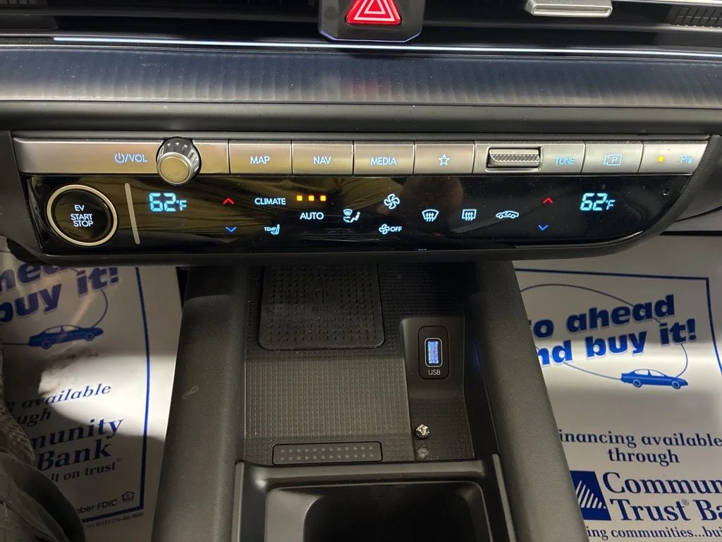 Used 2024 Blue Hyundai SEL image 20