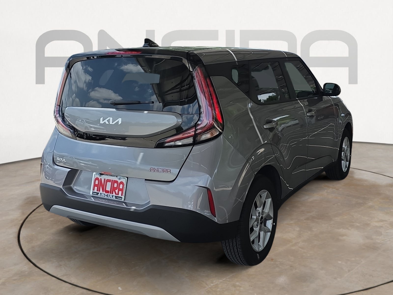 Certified Used 2025 Steel Gray Kia LX image 8