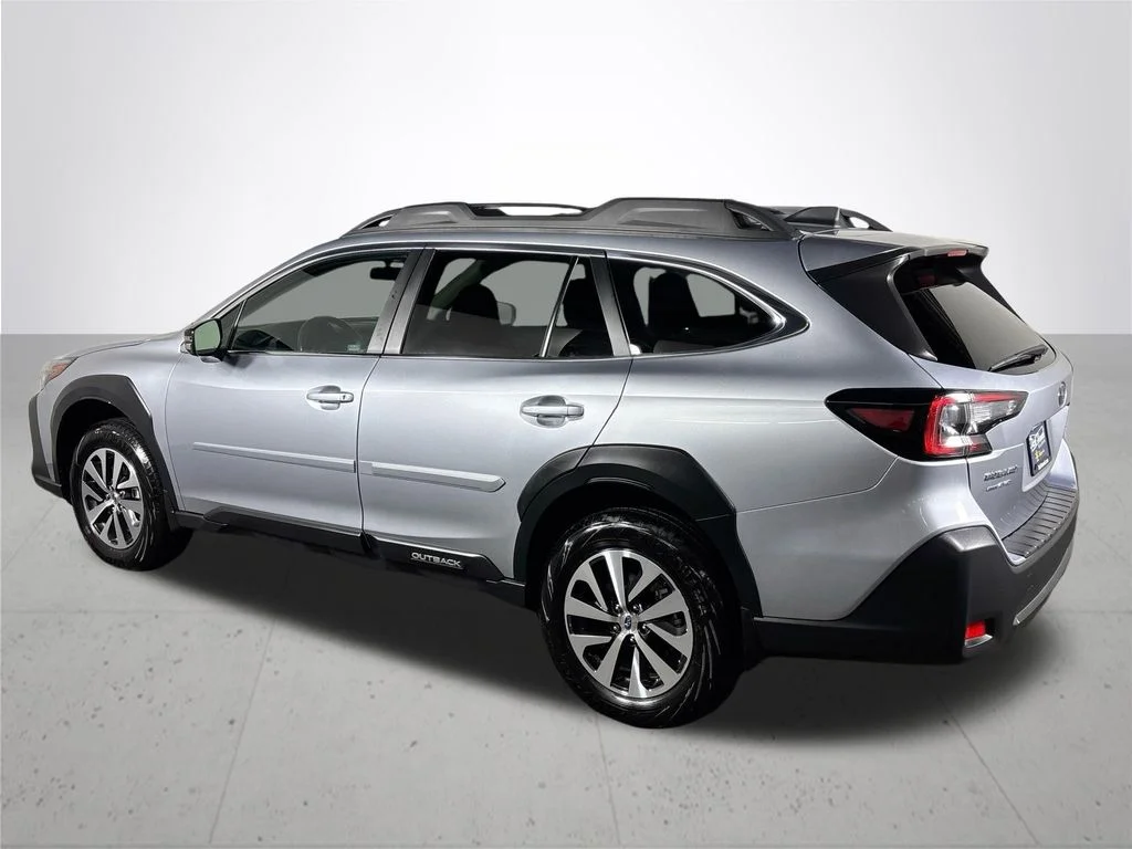 Used 2025 Silver Subaru Premium image 9