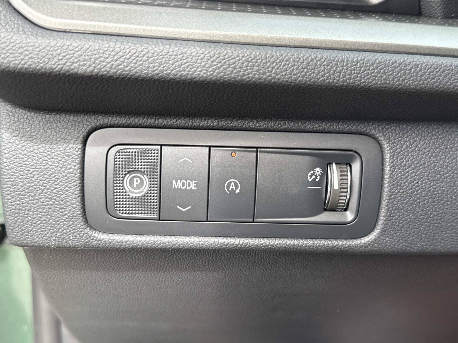 2027 Chevrolet Traverse LT - Photo 30