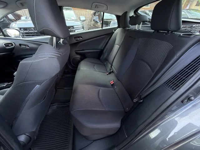 2022 Toyota Prius Prime LE - Photo 25