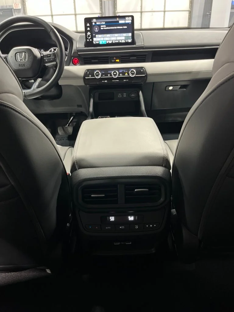 Certified Used 2023 Platinum White Pearl Honda AWD EX-L image 29