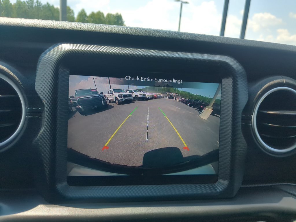 Used 2022 Black Clearcoat Jeep Unlimited Sahara image 17