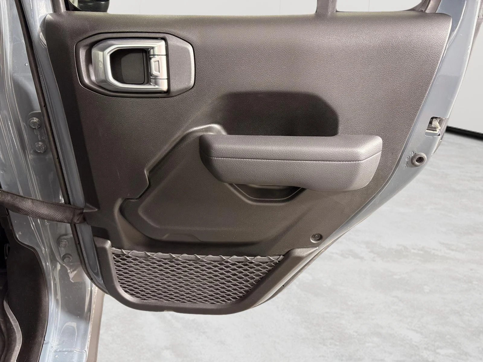 Used 2024 Anvil Clear Coat Jeep Mojave image 20