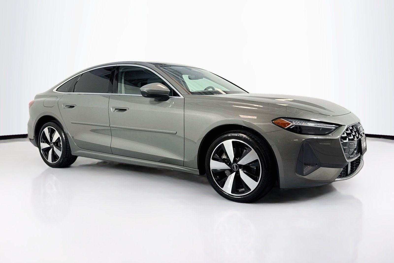 Used 2025 Chronos Grey Audi Premium Plus image 3