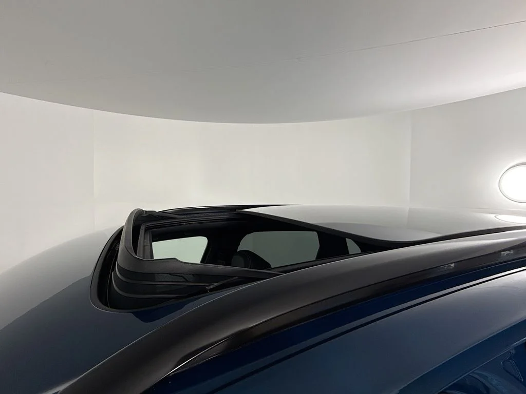 New 2026 Montego Blue Metallic Porsche  image 23