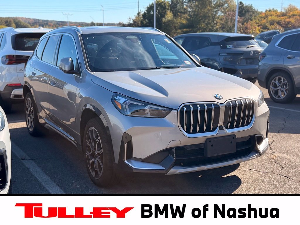 Certified Used 2025 Space Silver Metallic BMW xDrive28i image 1