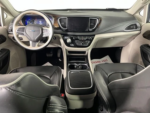 Used 2021 Gray Chrysler Limited image 39
