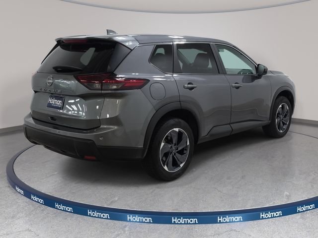 Used 2025 Gray Nissan SV image 6