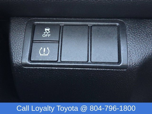 Used 2017  Honda Sport image 18