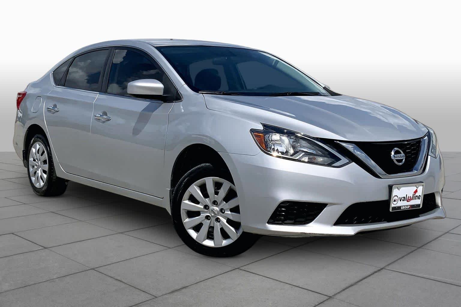 Used 2017 Brilliant Silver Nissan S image 3