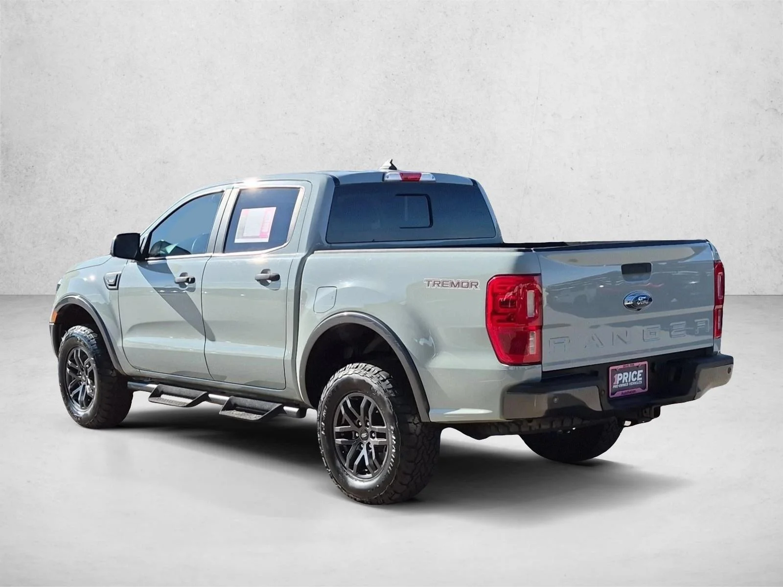 Used 2022 Cactus Gray Ford XLT image 7