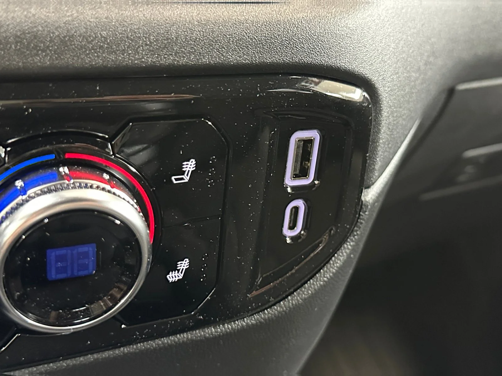 New 2026 Onyx Black GMC SLE image 21