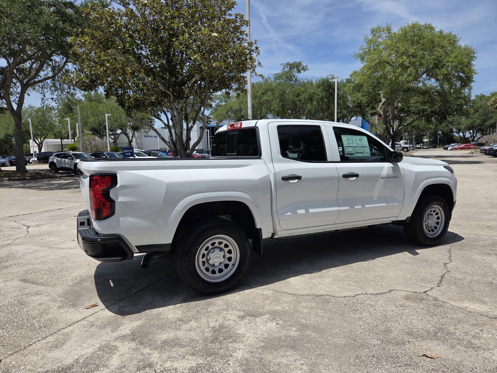 New 2026 Summit White Chevrolet WT image 5