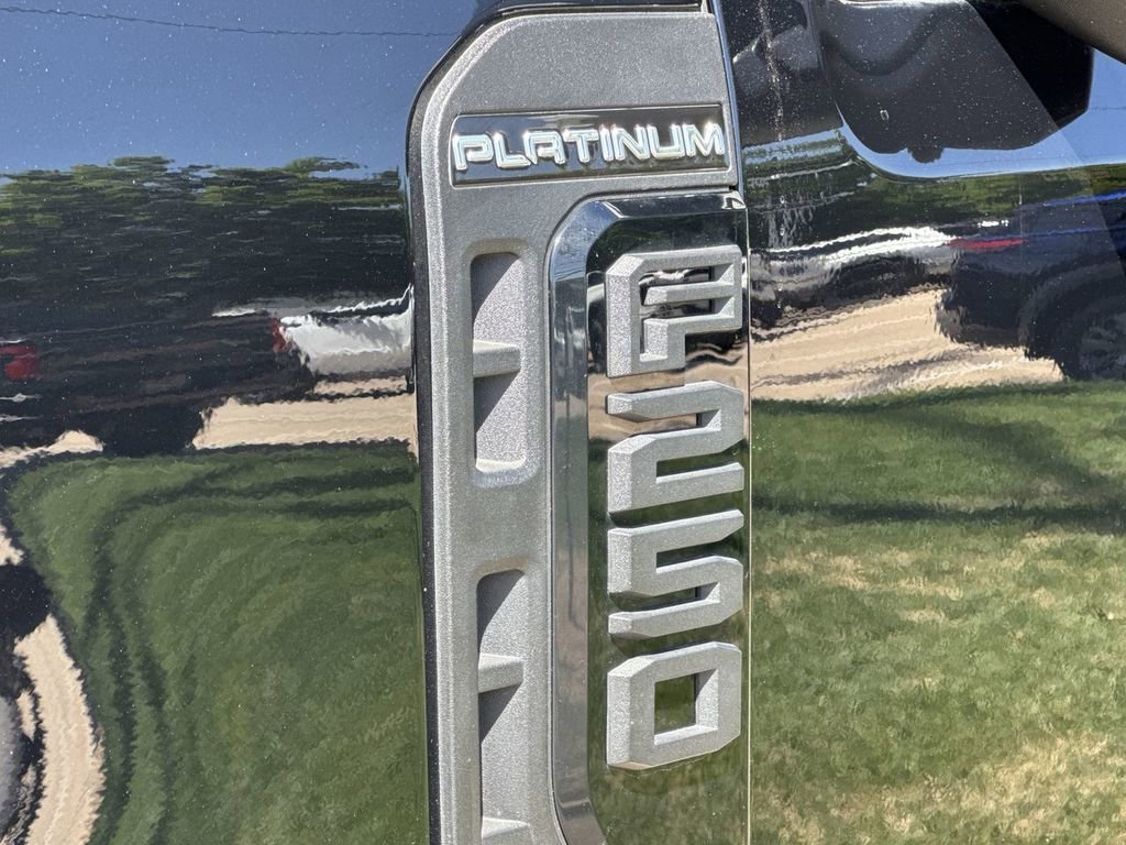 Used 2026  Ford XL image 34