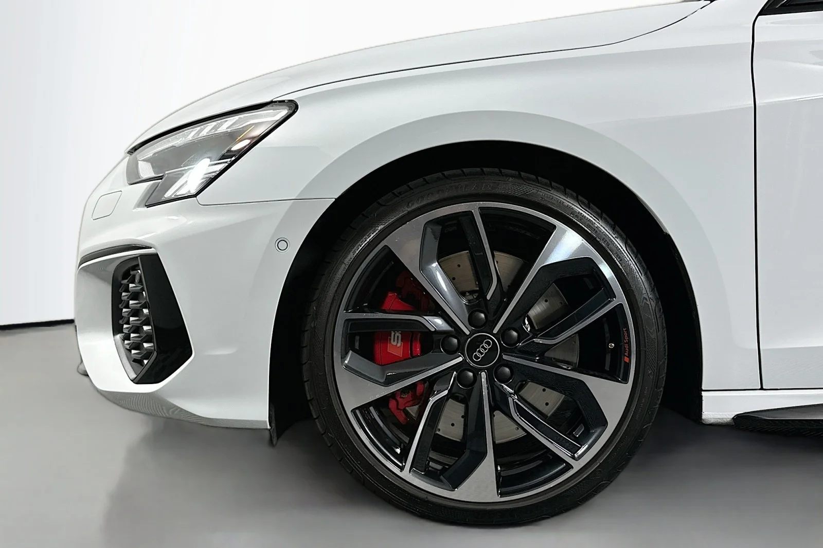 Used 2024 Glacier White Metallic Audi Premium Plus image 12