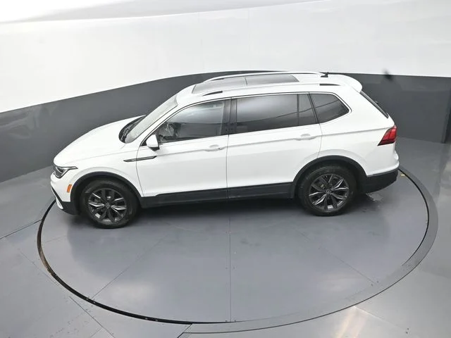 Used 2022 White Volkswagen 2.0T SE image 26