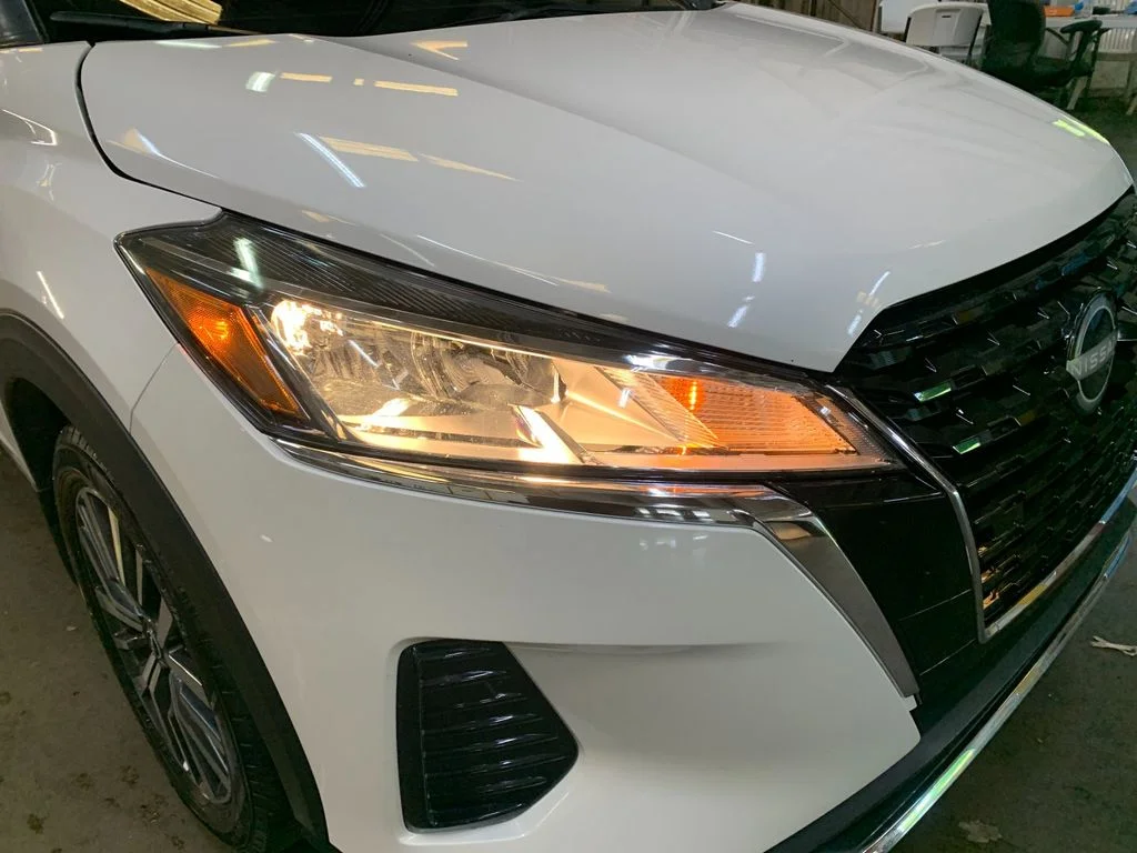 Used 2024 White Nissan SV image 34