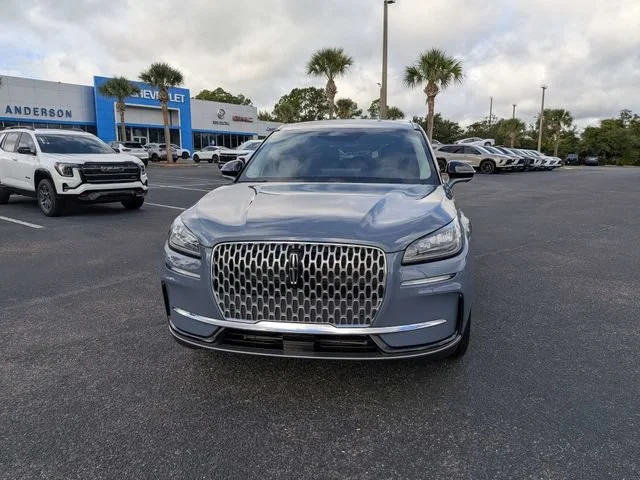 Used 2025 Whisper Blue Me Lincoln Premiere image 8