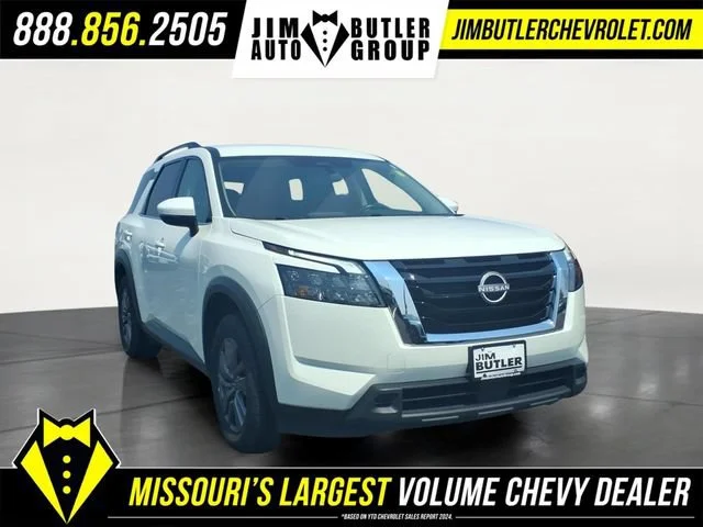 Used 2024  Nissan SV image 25