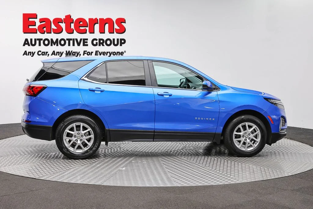 Used 2024 Blue Chevrolet LT image 4