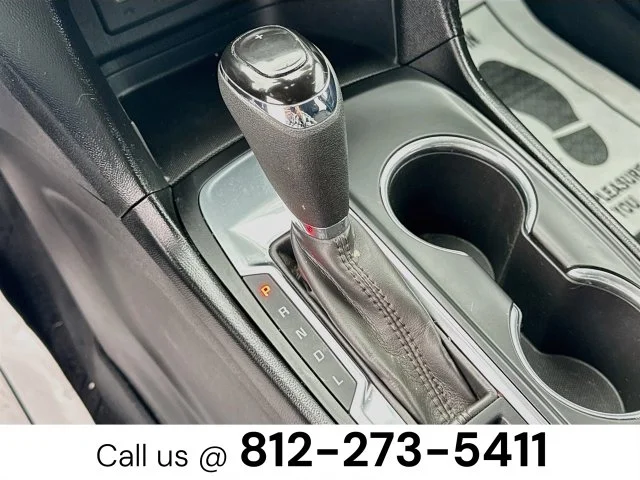 Used 2020 White Chevrolet LT image 16