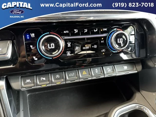 Used 2024 White GMC Denali image 30