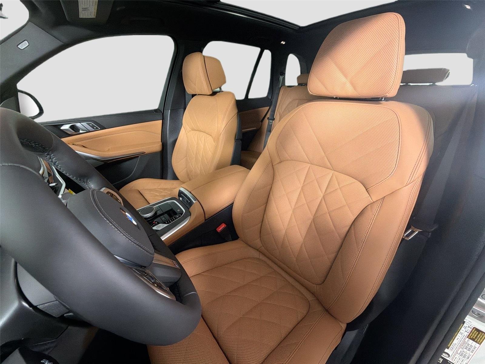 New 2026 Mineral White Metallic BMW xDrive40i image 19