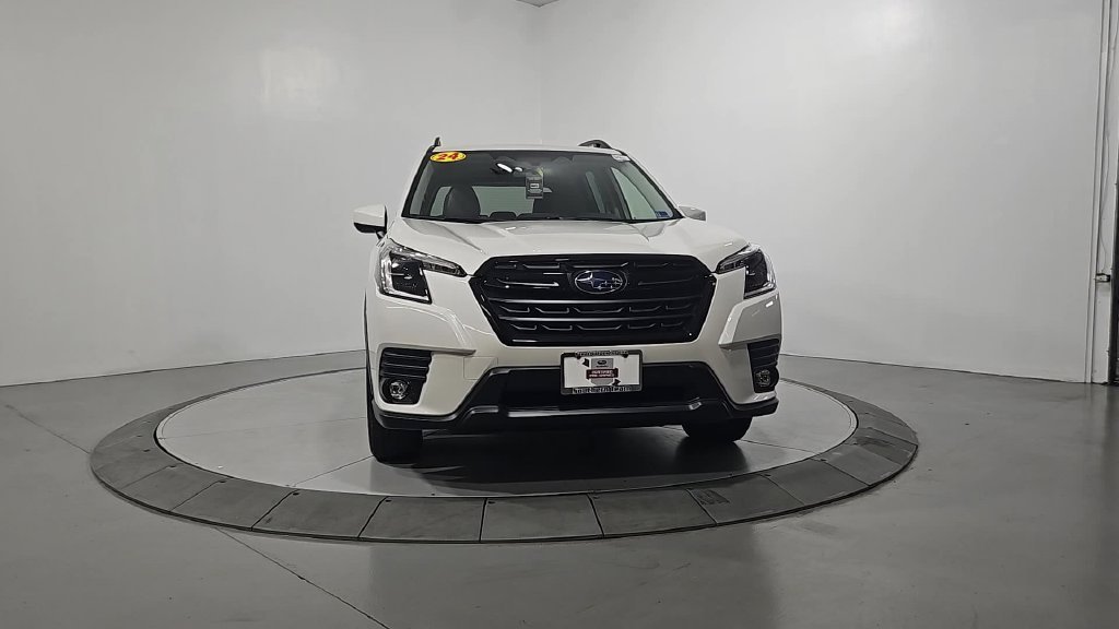 Certified Used 2024 White Subaru Premium image 8