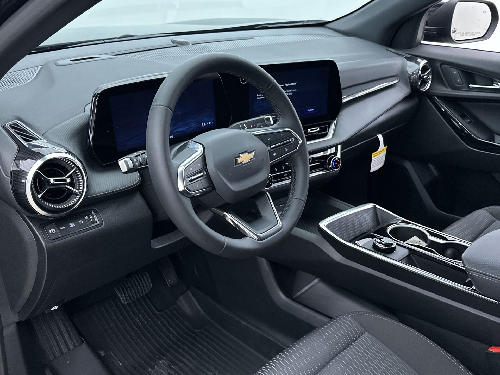 2027 Chevrolet Equinox LT - Photo 62