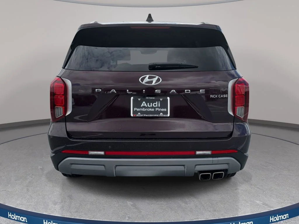 Used 2024 Red Hyundai SEL image 7