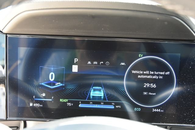 2025 Hyundai Elantra Blue - Photo 28