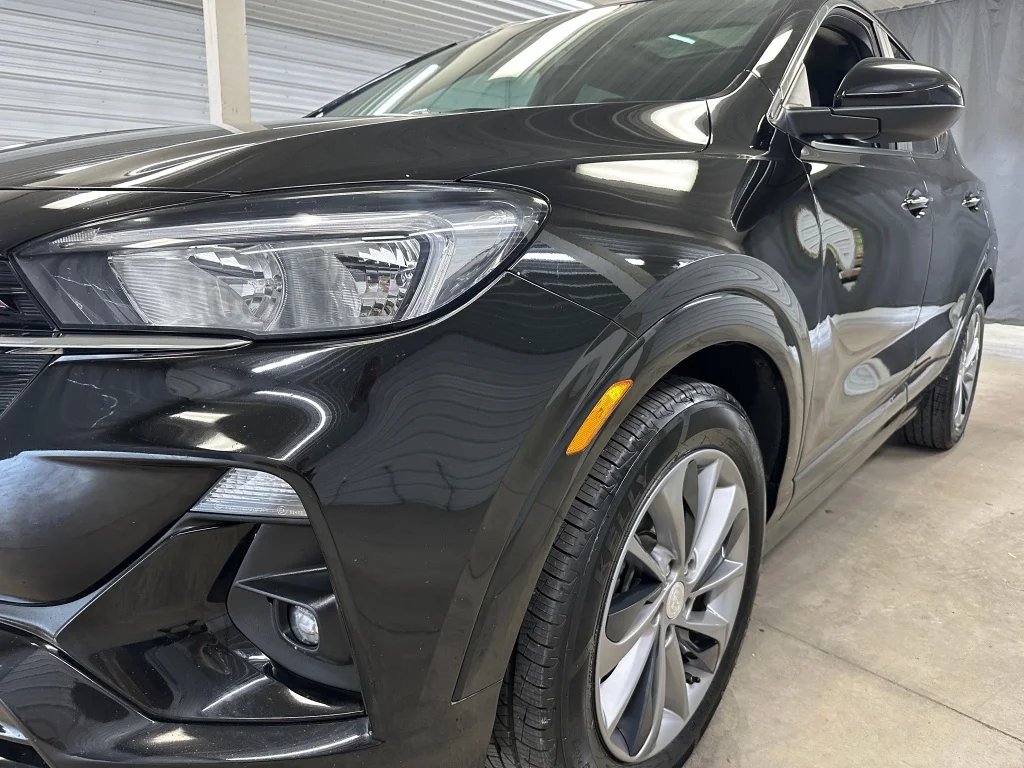 Used 2023 Ebony Twilight Metallic Buick Select image 35