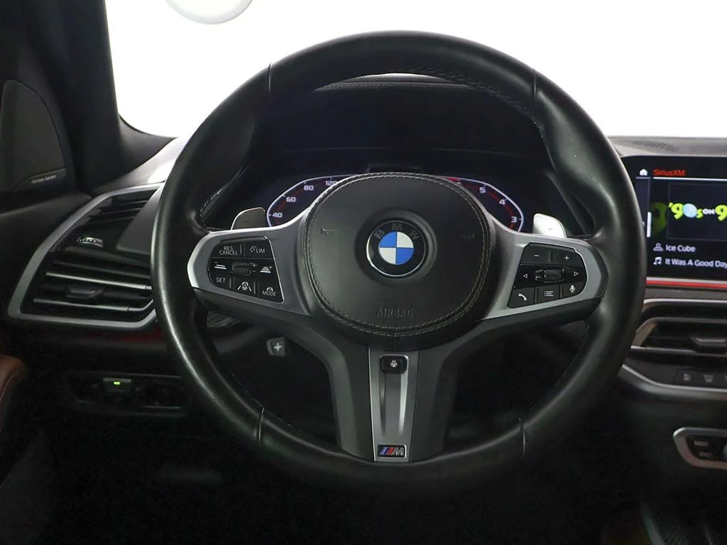 Used 2022 Black BMW M50i image 40