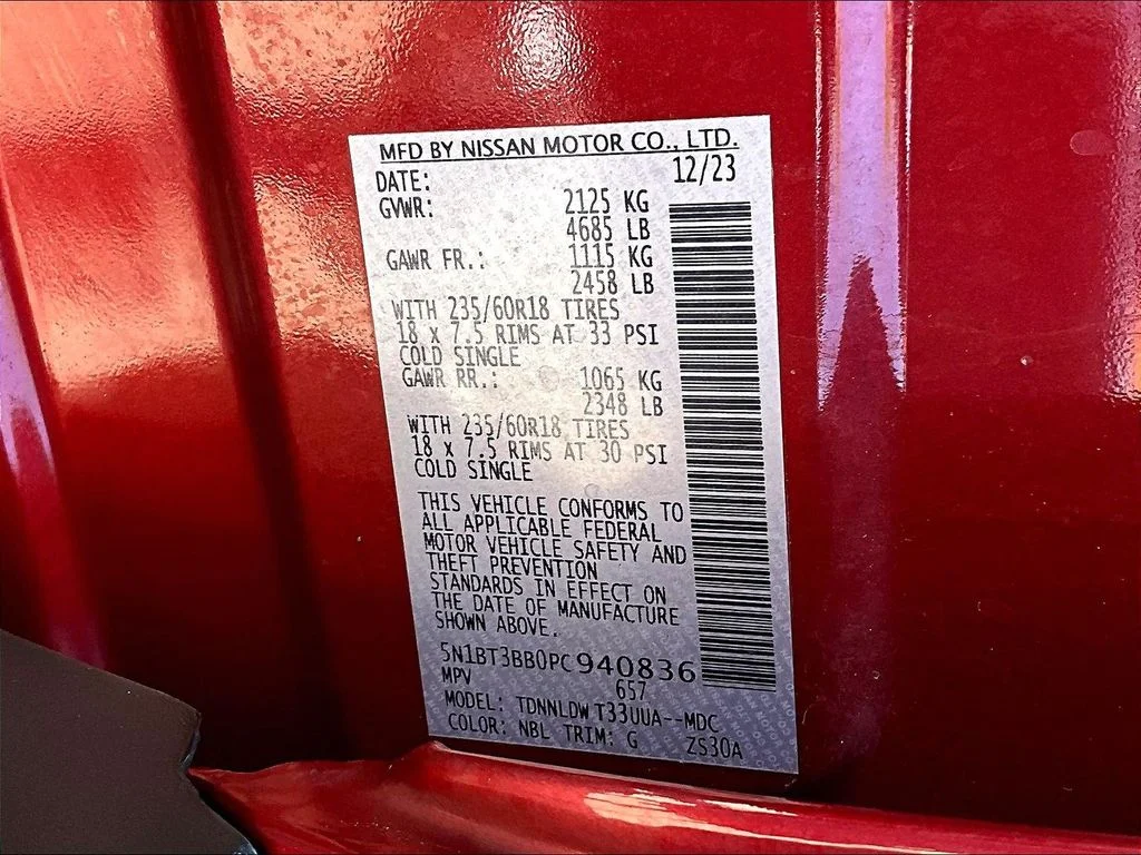 Used 2023 Red Nissan SV image 35