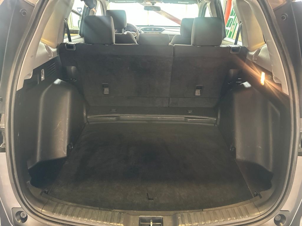 Used 2019 Gray Honda LX image 27