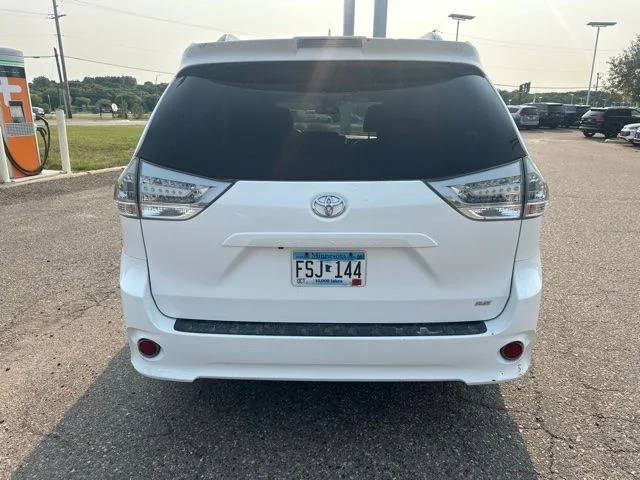 Used 2019 White Toyota SE image 4