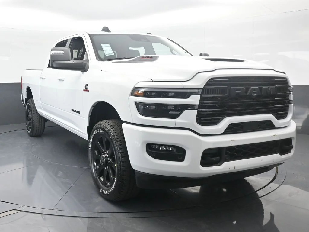 New 2026 Bright White Clear-Coat Exterior Paint RAM Laramie image 9