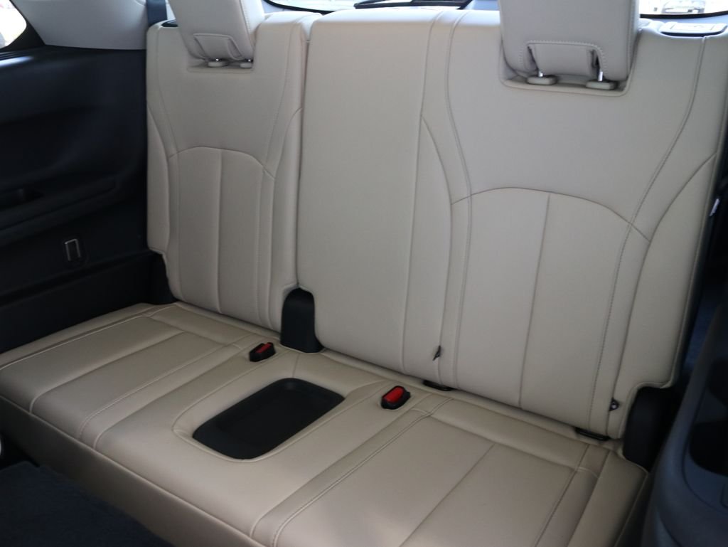 Certified Used 2025 Red INFINITI Sensory image 25
