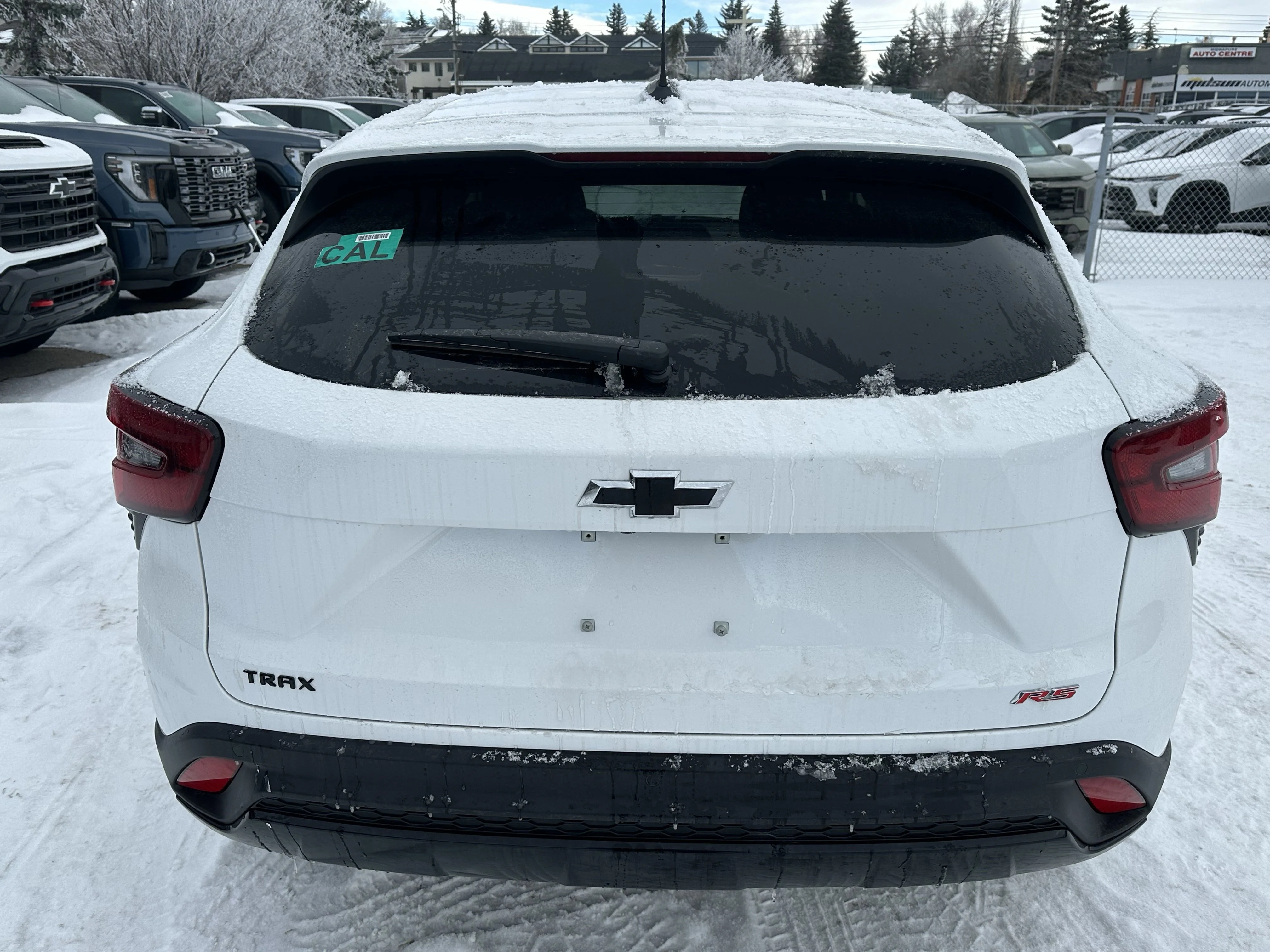 New 2026 Summit White Chevrolet 1RS image 4