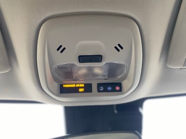Used 2025 White Chevrolet ACTIV image 27