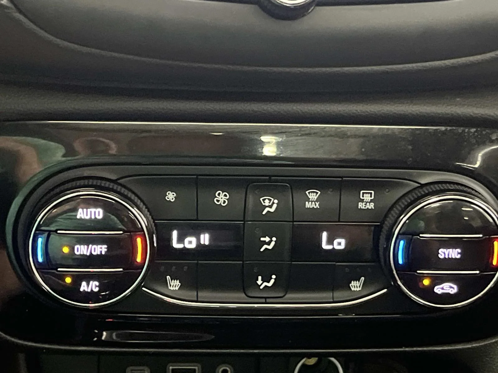 2022 Buick Encore GX Essence - Photo 21