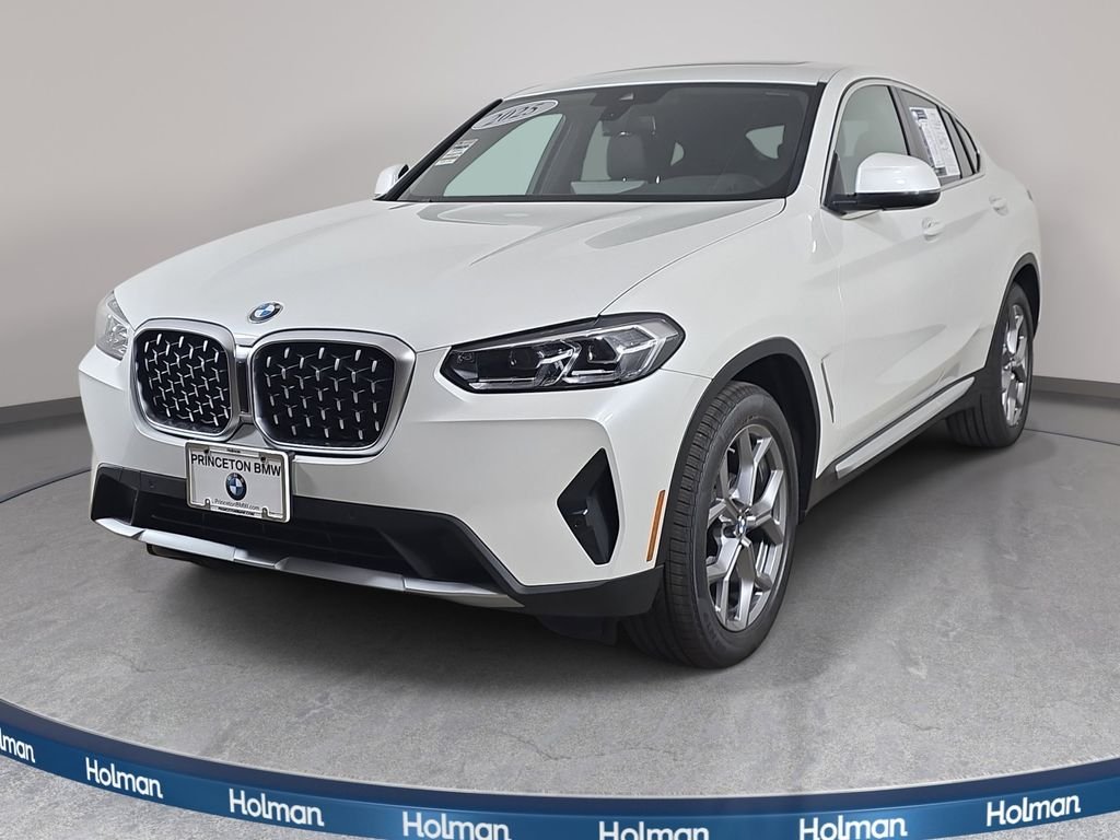 2025 BMW X4 xDrive30i's photo