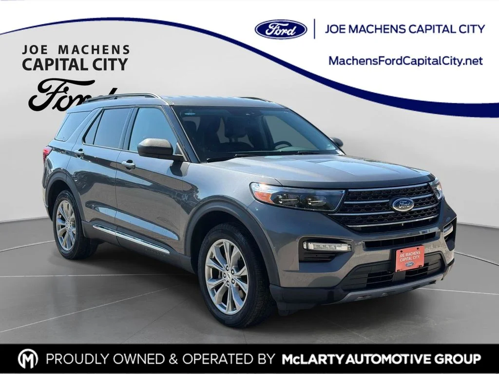 Used 2023 Gray Metallic Ford XLT image 1