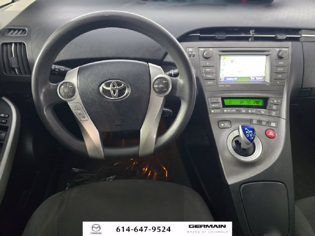 Used 2012 White Toyota Three image 18