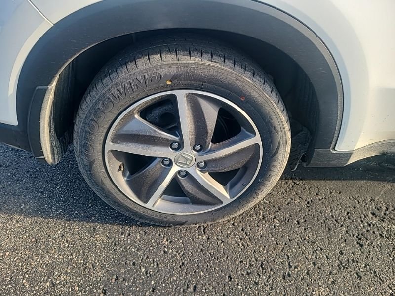 Used 2022  Honda EX image 8