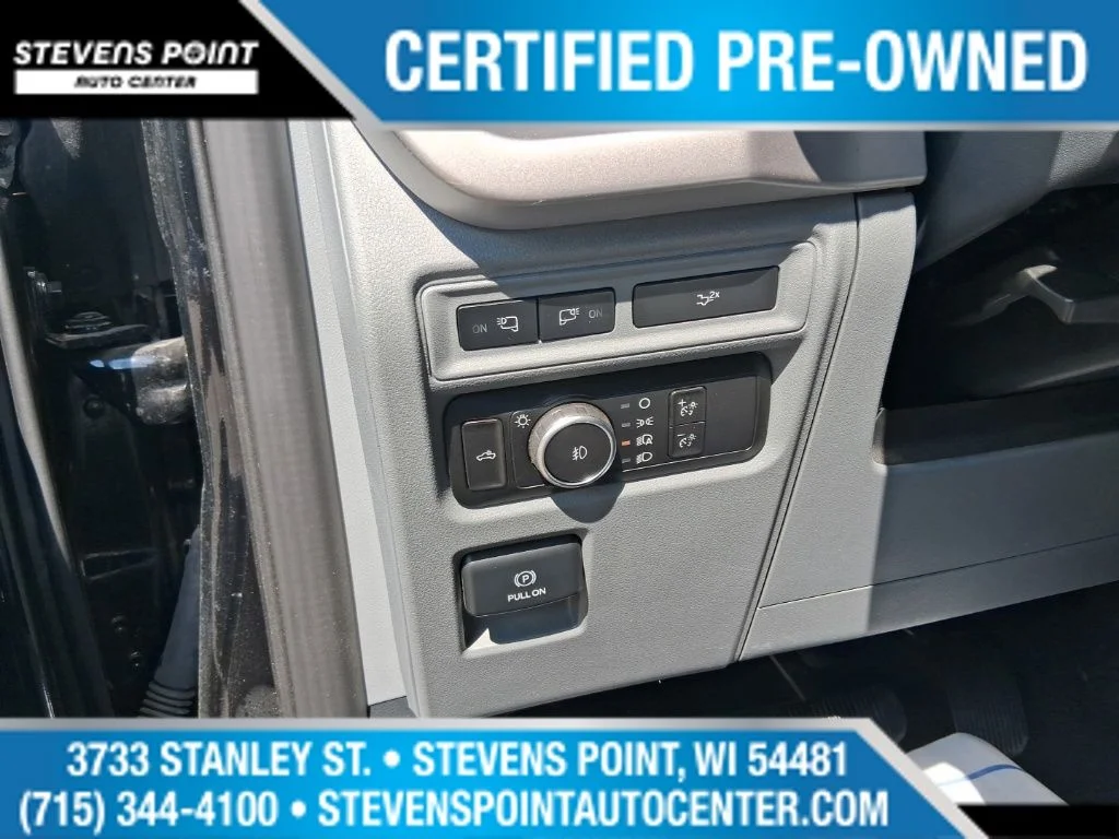 Used 2023 Black Metallic Ford XLT image 17