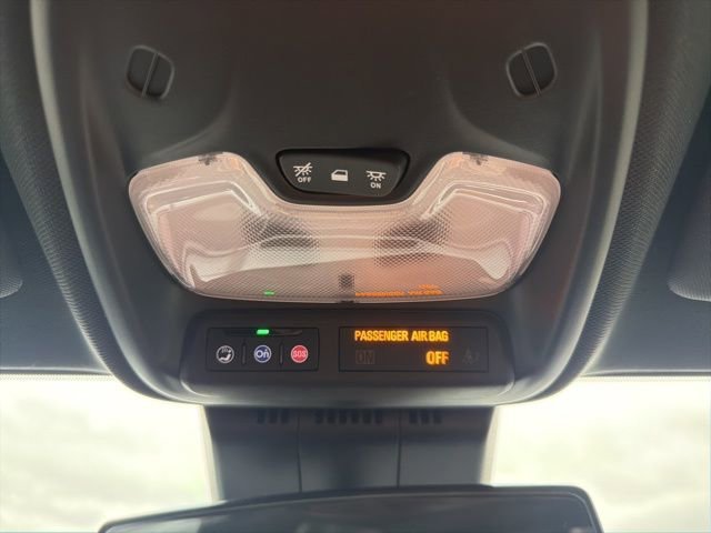 New 2026 Summit White Chevrolet Trail Boss image 32