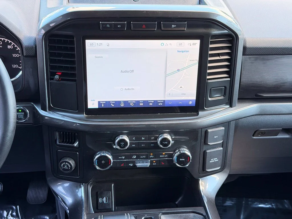 Used 2022 Blue Ford XLT image 19